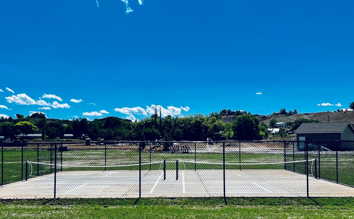 the hidden lake community amenities pickle ball